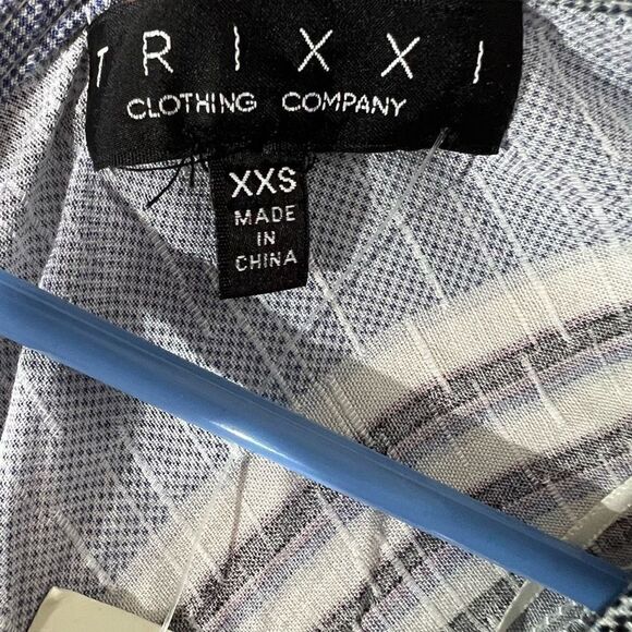 Francesca’s Trixxi NWT Women’s Size XXSmall Stripe Romper MSRP $48 - Picture 3 of 8